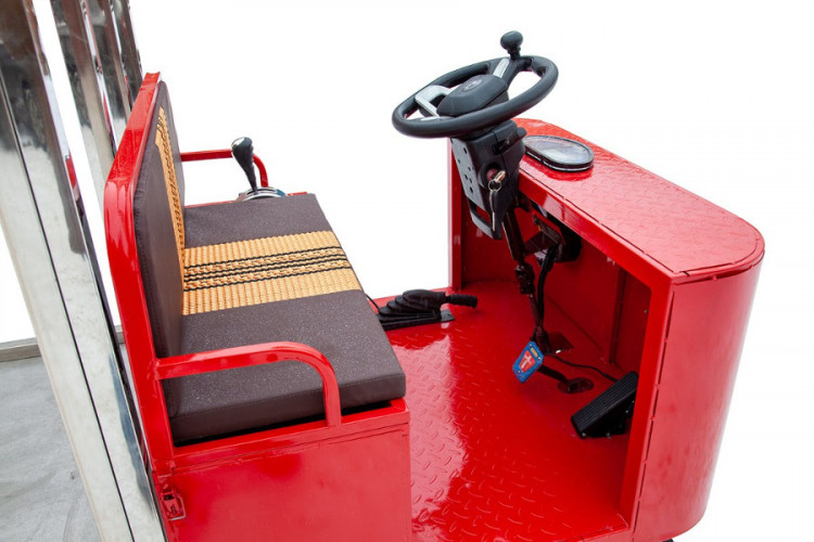 Грузовая электрическая тележка RuTrike КАРА в Тюмени