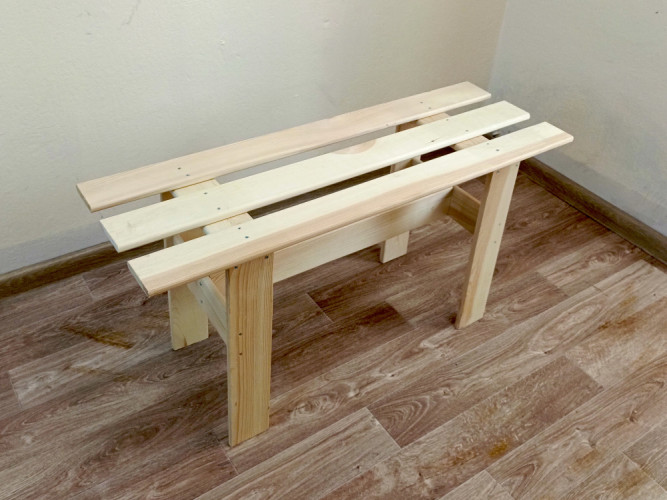 Лавка деревянная в Тюмени