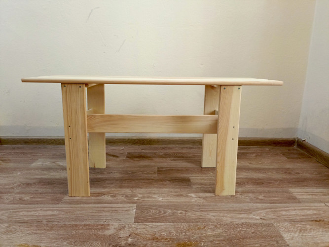 Лавка деревянная в Тюмени