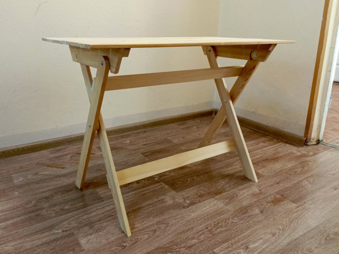 Стол складной деревянный в Тюмени
