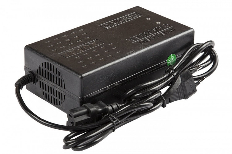 Зарядное устройство RuTrike для аккумуляторов 60V32A/H (4A) в Тюмени